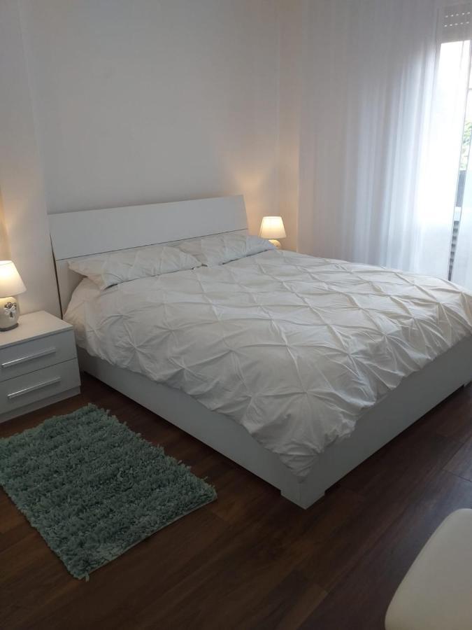 Apartamento Sesto Calende Centro Exterior foto